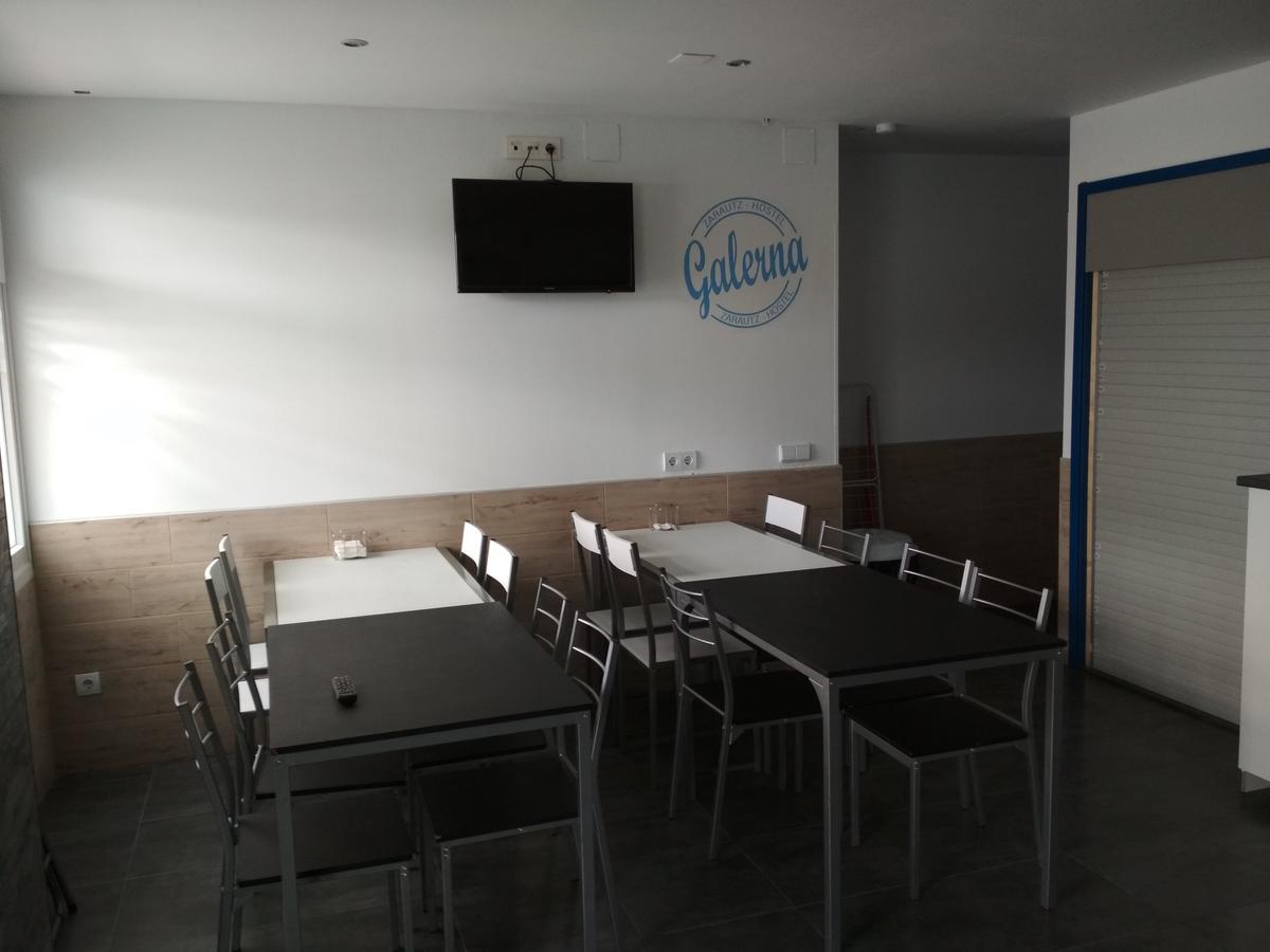 Galerna Zarautz Hostel المظهر الخارجي الصورة
